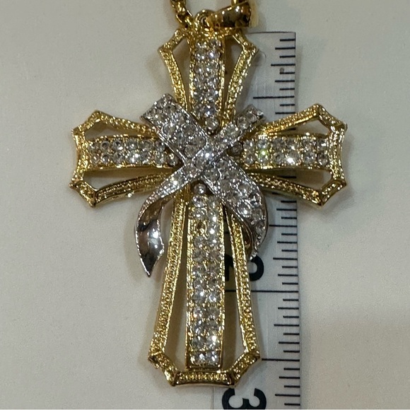 CROSS Large 3.25" Gold Tone Crystal Cross Necklace – Lightweight Statement Piece - Picture 10 of 12